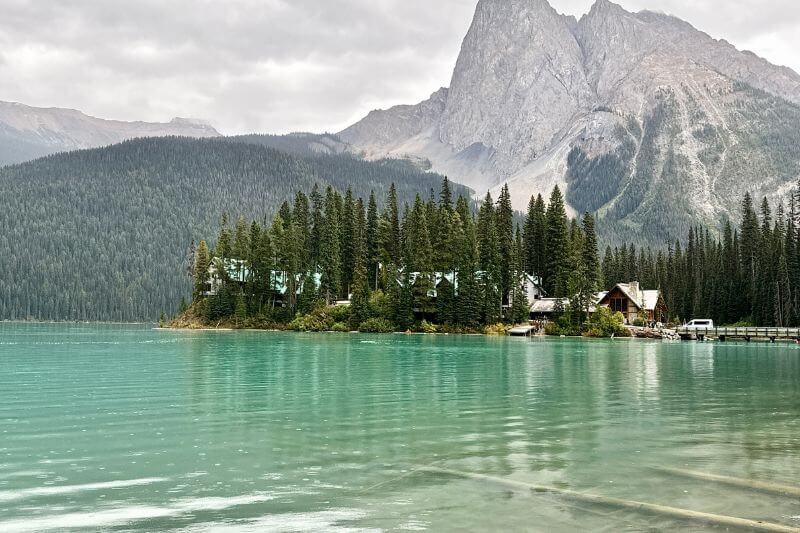 Majestic Rockies Banff to Jasper: Views, Peaks, Adventures