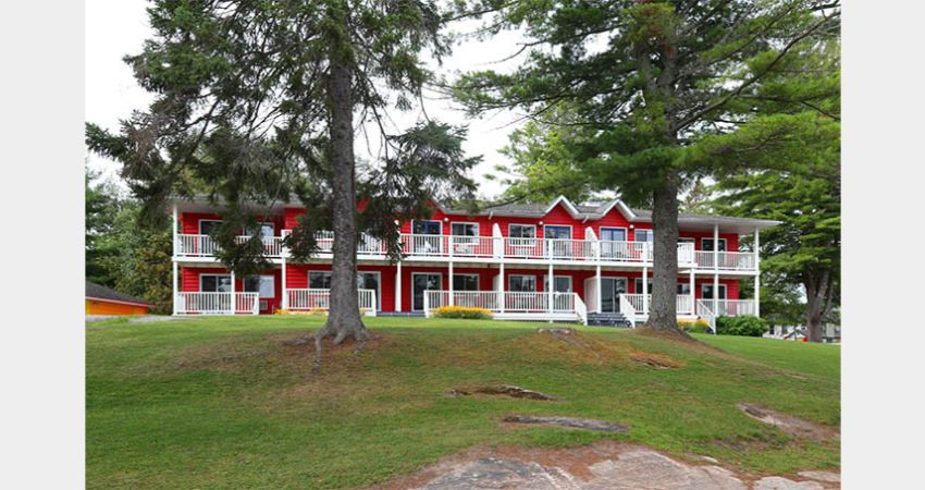 Bayview Wildwood Resorts Stay Package, Muskoka, ON
