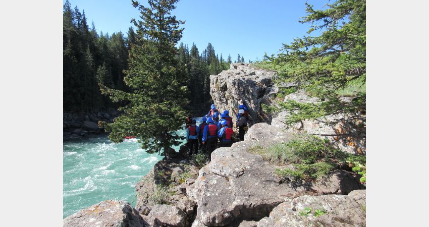 Banff - Horseshoe Canyon Rafting – Chinook Rafting