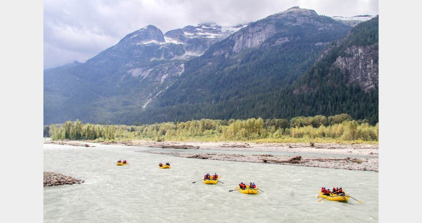 Squamish - Wet & Wild Elaho Exhilaration Rafting