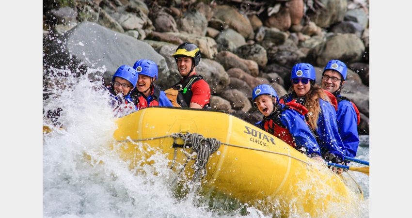 Squamish - Family-Friendly Cheakamus Splash(Rafting)