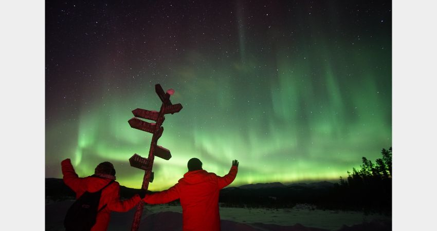 Arctic Day: Aurora Viewing | Evening