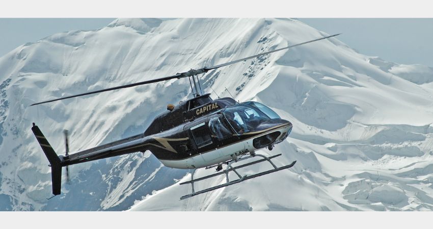 Arctic Day: Mountain Canyon Tour | Helicopter Flight