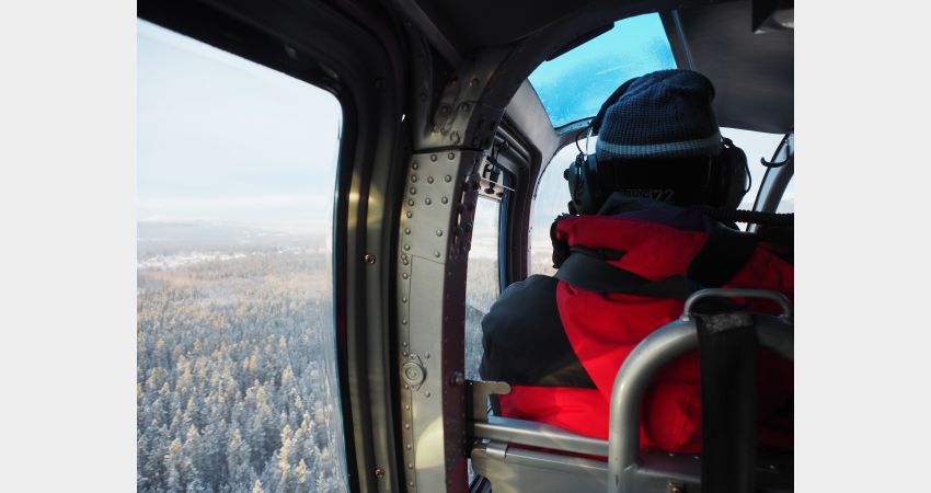 Arctic Day: Mountain Canyon Tour | Helicopter Flight