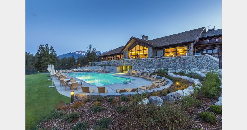 Luxury Holidays – Banff & Jasper
