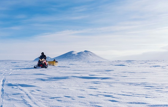 Arctic Winter Explorer Ice Road to The Arctic Sea