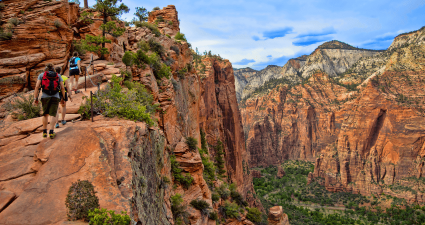 Canyons & Red Rocks
