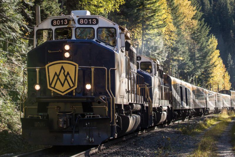 Rocky Mountaineer - Journey through the Clouds 