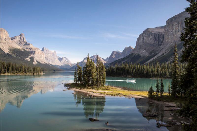 Rocky Mountaineer - Journey through the Clouds 