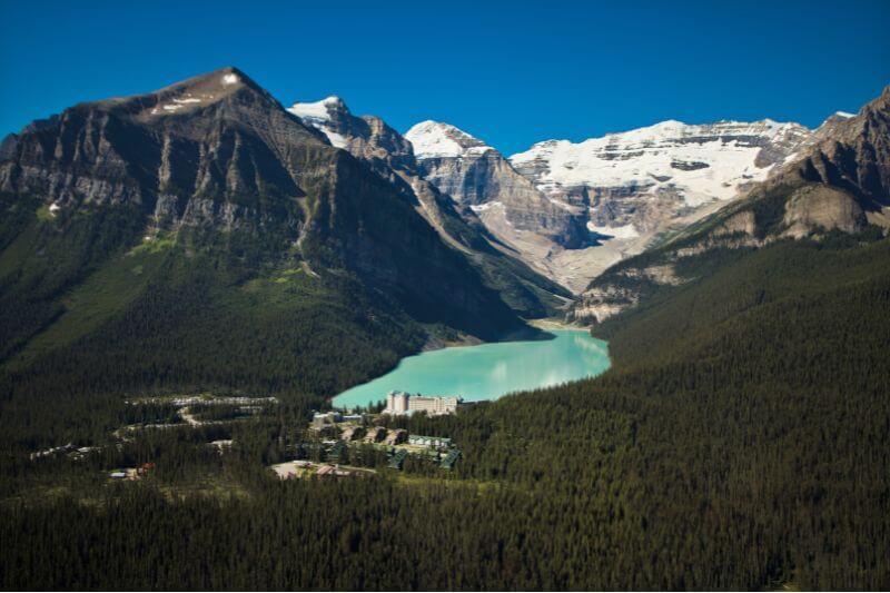 Ultimate Luxury Lake Louise Escape: Adventure Awaits in the Rockies