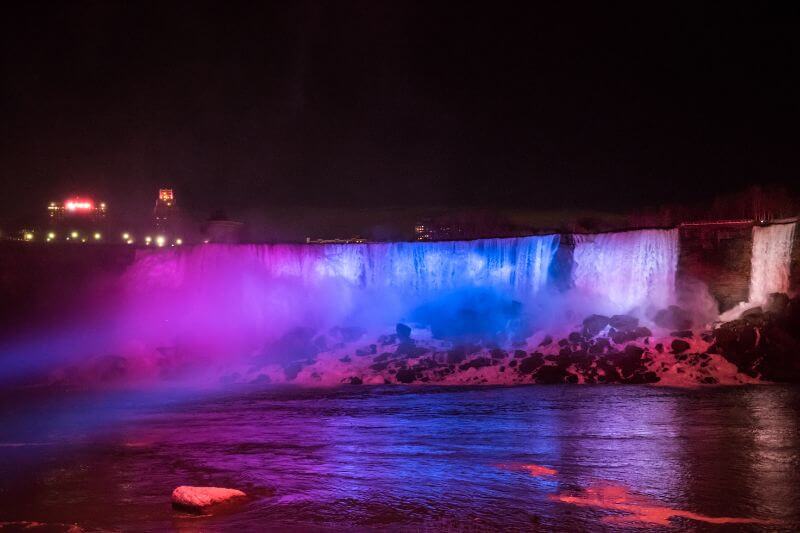 Discover Unmatched Luxury in Toronto & Niagara Falls