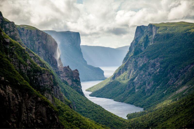 Newfoundland & Labrador Escorted Tour: History & Natural Wonders