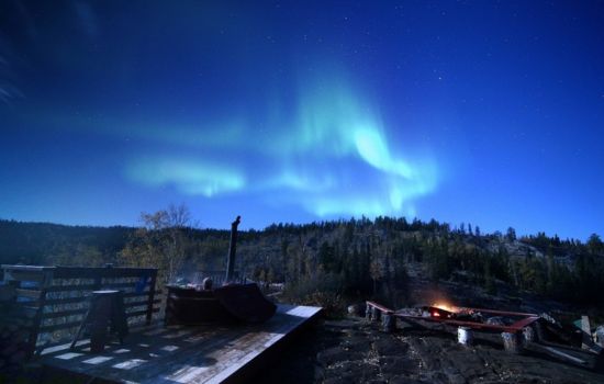 Off-Grid Adventure: Northern Lights at Yellow Dog Lodge