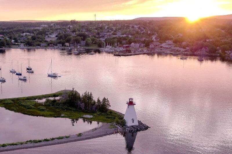 Maritimes to Newfoundland: Epic Coastal Exploration