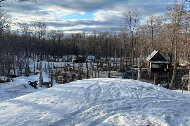 Laurentians Winter Adventure: Lake Morency's Natural Thrills