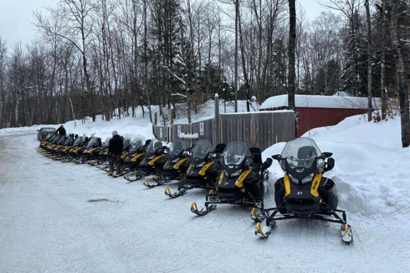 Laurentians Winter Adventure: Lake Morency's Natural Thrills