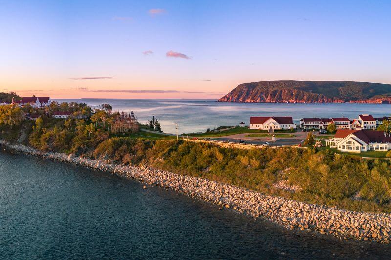 Cape Breton Luxury Golf Tours: Coastal Splendor Meets Golfing Excellence