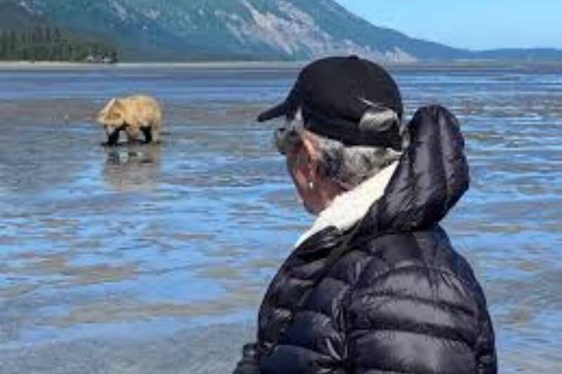 Chinitna Bay Bear Viewing