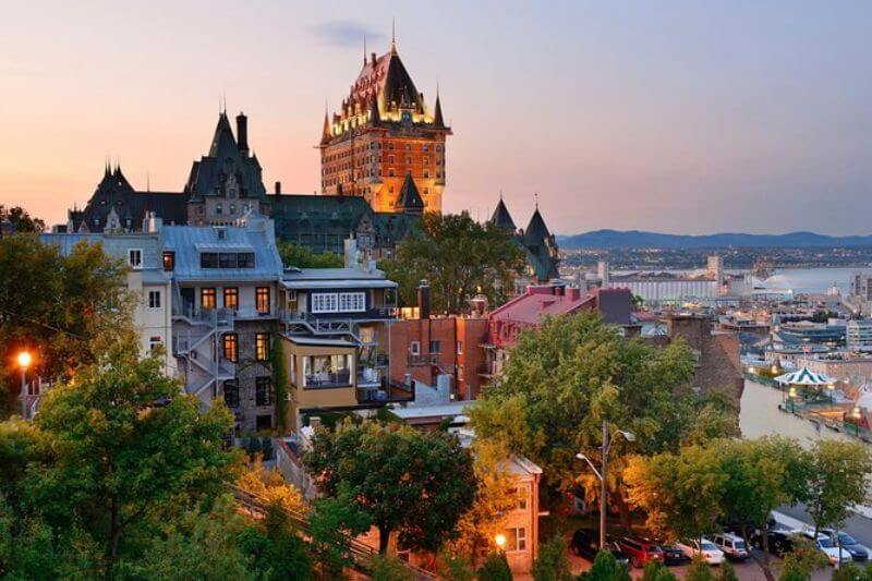 Exclusive Old Quebec Private Tour & Hidden Treasures