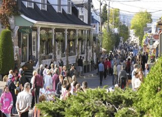 Exclusive Private Fall Colors Tour of Charlevoix with Tomato Wine Tasting