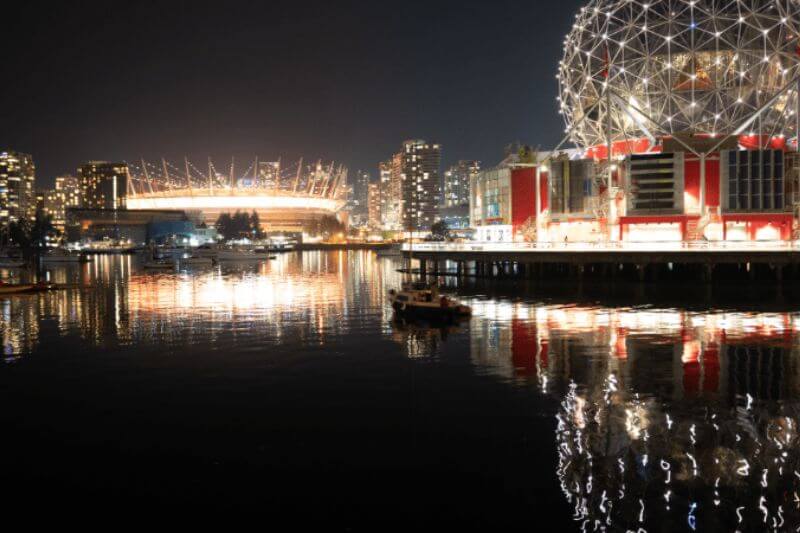 Christmas Glow Vancouver Highlights & Canyon Lights!