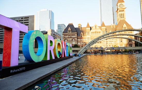 Toronto & Niagara Falls: 5 Days of Adventure and Wonder