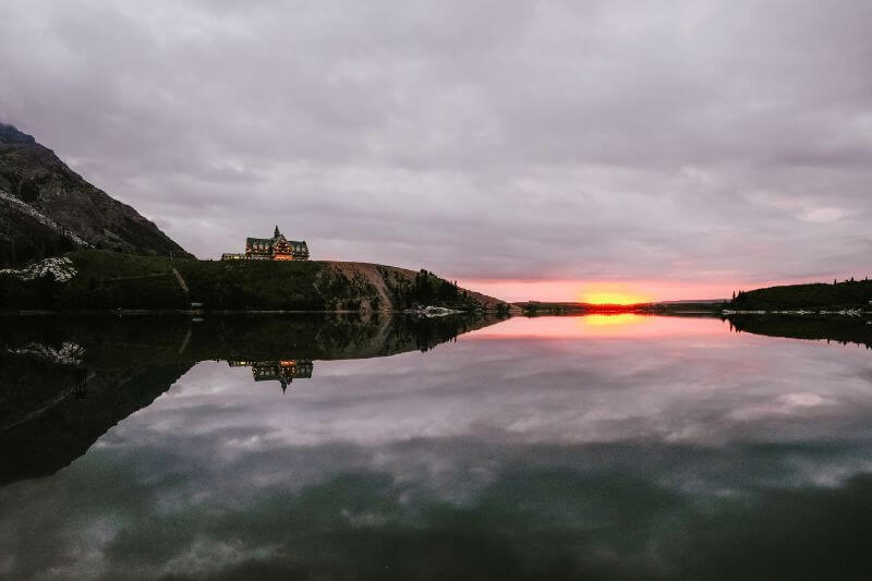 Glacier to Waterton: Iconic Self-Drive Adventure