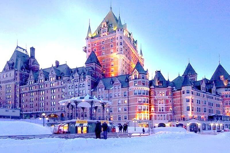 Quebec City Valentine’s Getaway: Old-World Charm & Winter Bliss