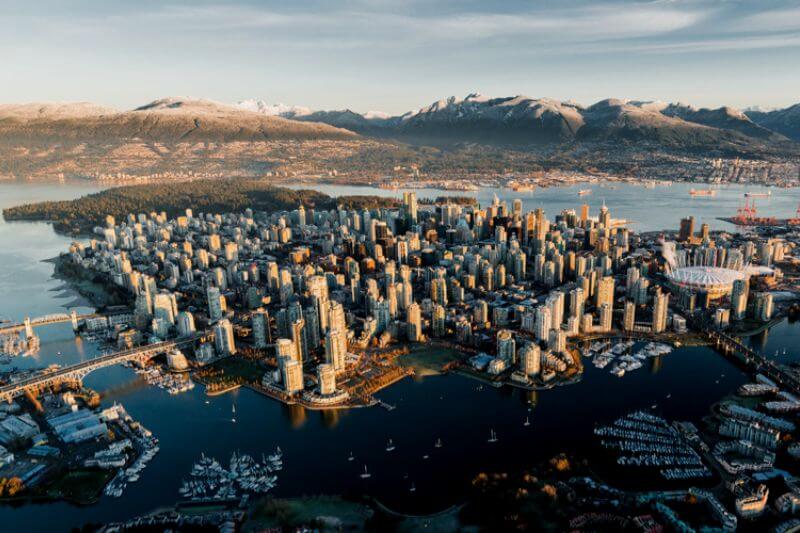 Luxury Vancouver & Victoria Escape: Fairmont Opulence & Coastal Thrills