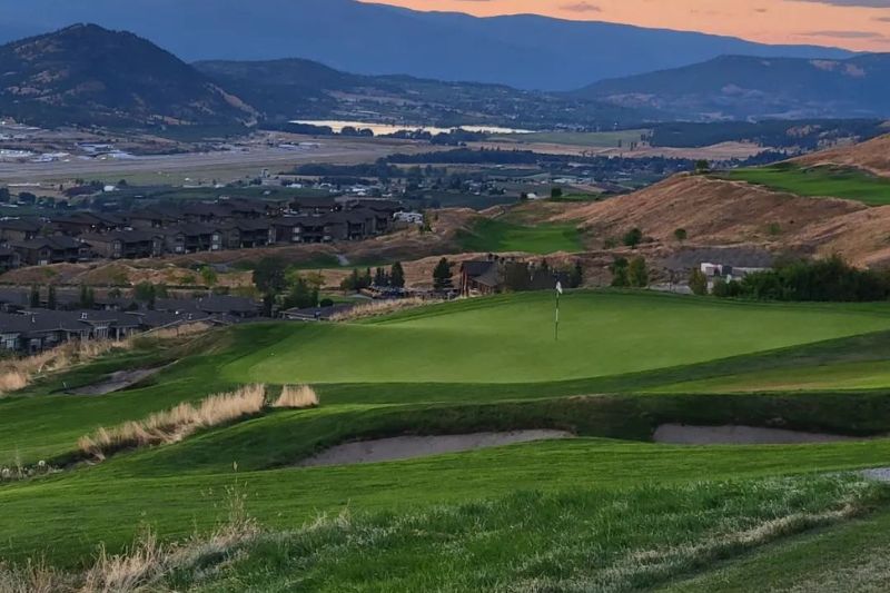 Okanagan Luxury Golf & Wine Tour